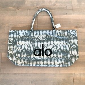 Alo tote yoga bag